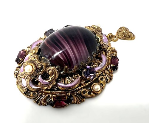 Vintage victorian revival - vintage,